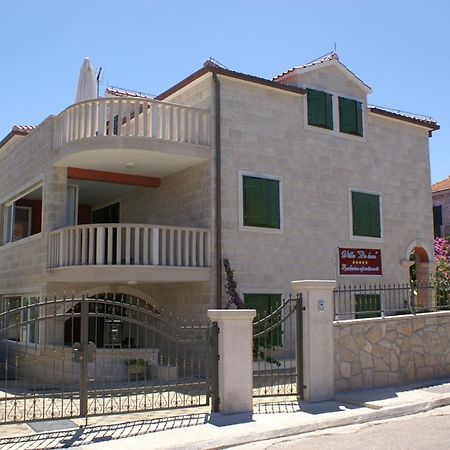 Apartments By The Sea Supetar, Brac - 4274 Екстериор снимка