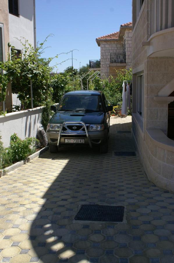 Apartments By The Sea Supetar, Brac - 4274 Екстериор снимка