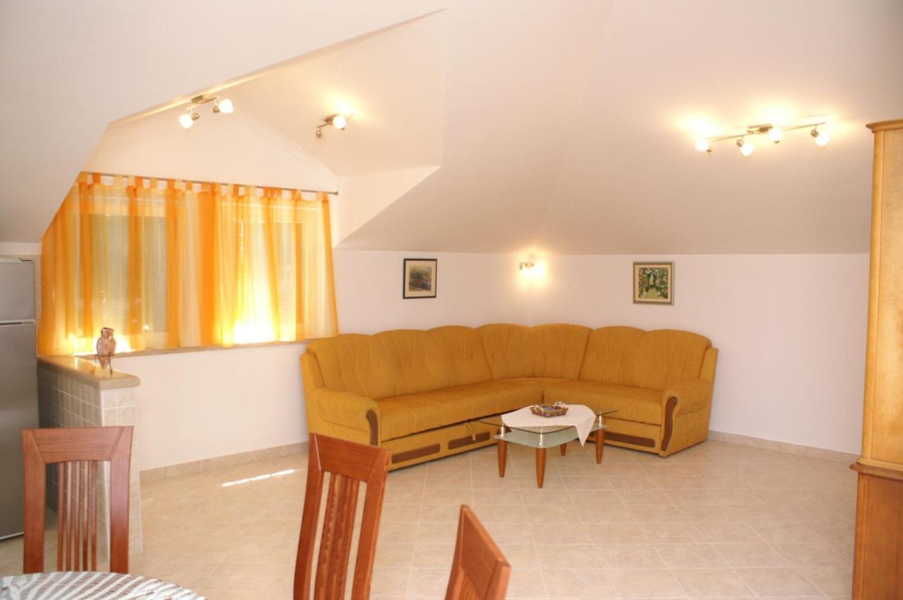 Apartments By The Sea Supetar, Brac - 4274 Екстериор снимка