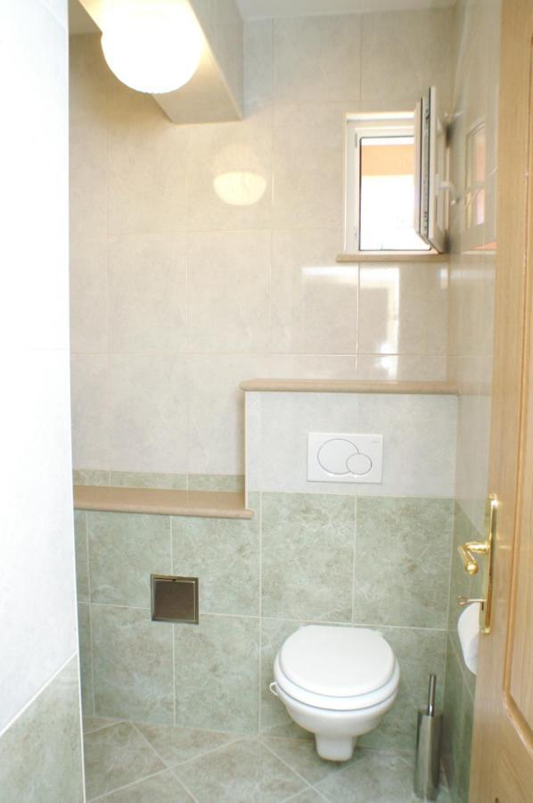 Apartments By The Sea Supetar, Brac - 4274 Екстериор снимка