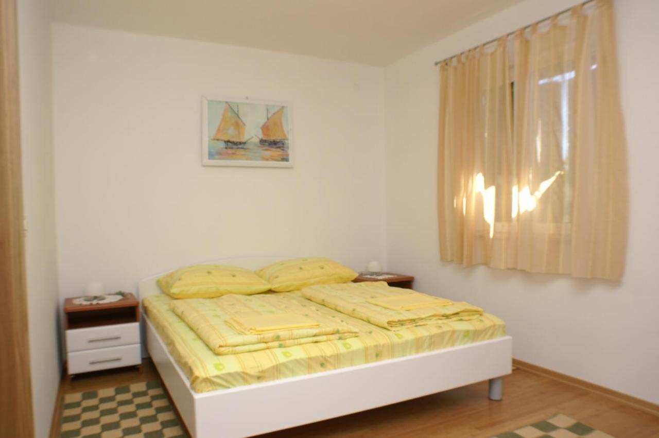 Apartments By The Sea Supetar, Brac - 4274 Екстериор снимка