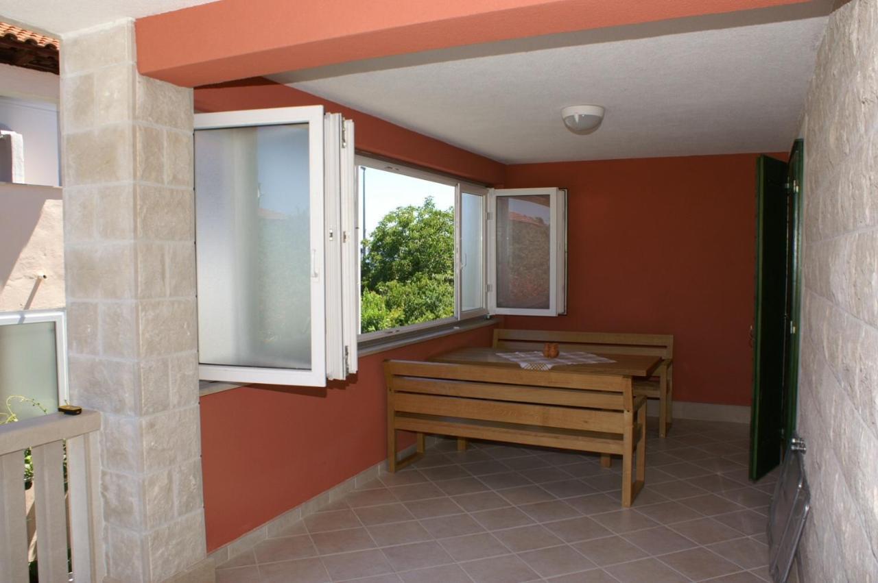 Apartments By The Sea Supetar, Brac - 4274 Екстериор снимка