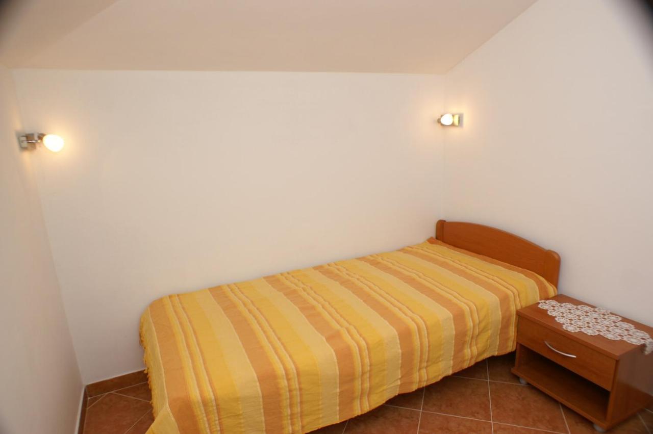 Apartments By The Sea Supetar, Brac - 4274 Екстериор снимка